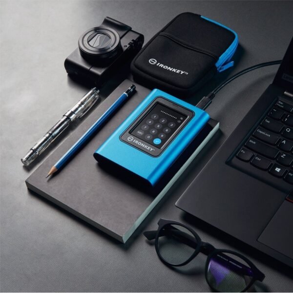 Disco SSD Externo Ironkey Kingston 480GB, 2.5″, USB C 3.1, Azul - Image 3