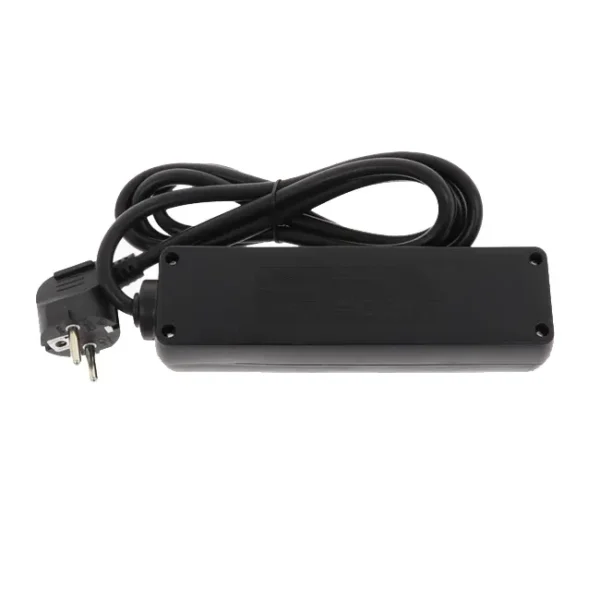 Bloco de 3 Tomadas Wintech 1.5M, c/ Interruptor Preto - E15-O3BKS