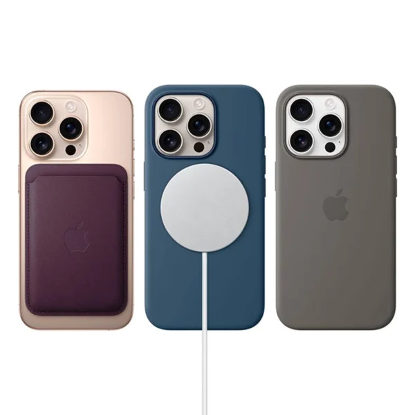 Smartphone Apple iPhone 16 Pro Max 6.9" 256GB Titânio Preto MYWV3QL/A Smartphone Apple iPhone 16 Pro 6.3" 256GB Titânio Preto MYNH3QL/A